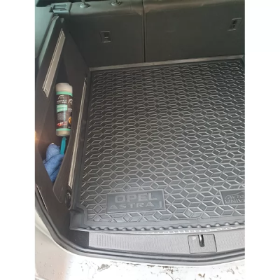 Коврик в багажник для Opel Astra J (универсал) полиуретан ( AVTO-Gumm )