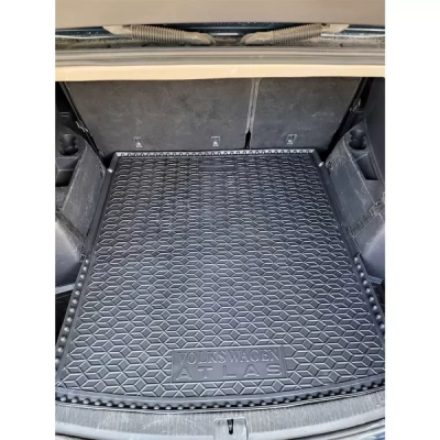 Коврик в багажник для авто Volkswagen Atlas (2016-2020) (7 мест) (полноразмер.)▬ полиуретан ( AVTO-Gumm ) Коврик в багажник для авто Volkswagen Atlas (2016-2020) (7 мест) (полноразмер.)▬ полиуретан ( AVTO-Gumm )