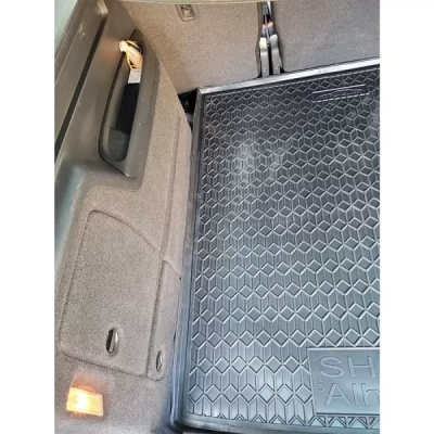 Килим багажника для авто Seat Alhambra 2010> ▬ поліуретан ( AVTO-Gumm ) Килим багажника для авто Seat Alhambra 2010> ▬ поліуретан ( AVTO-Gumm )