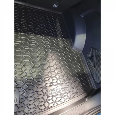 Килим багажника для авто Geely Monjaro верхняя полка поліуретан ( AVTO-Gumm ) Килим багажника для авто Geely Monjaro верхняя полка поліуретан ( AVTO-Gumm )