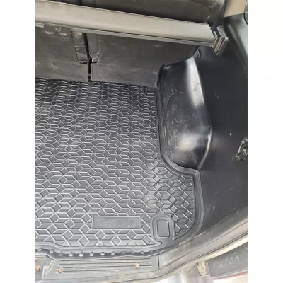 Килим багажника для авто Hyundai Terracan поліуретан ( AVTO-Gumm ) Килим багажника для авто Hyundai Terracan поліуретан ( AVTO-Gumm )