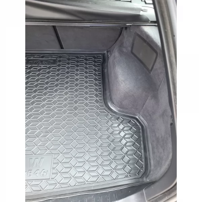 Килим багажника для авто BMW 3-серия E46 1998&gt универсал поліуретан ( AVTO-Gumm )