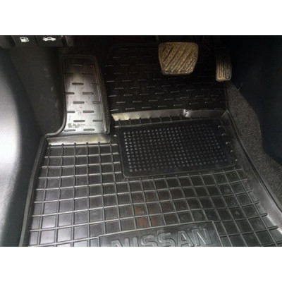 Коврик в салон водительский для Nissan Qashqai ( 2006 - 2014 )  полиуретановый (AVTO-Gumm)