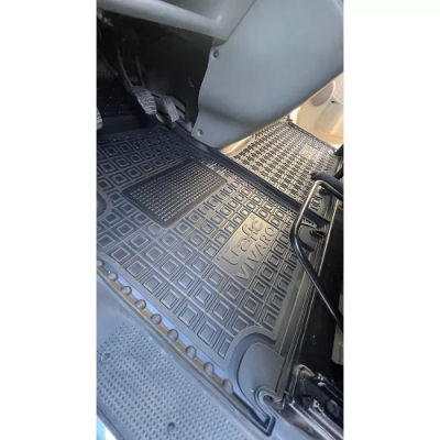 Коврики в салон для Renault Trafic ll ( 2001 - 2014 ) полиуретан (AVTO-Gumm)