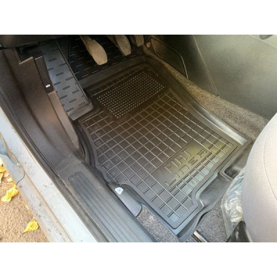 Коврик в салон водительский для Fiat Linea ( 2007 - 2015 ) резиновый (AVTO-Gumm)