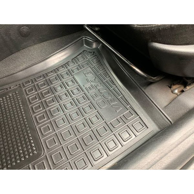 Коврик в салон водительский для Opel Vectra B ( 1996 - 2002 ) полиуретан ( Avto-Gumm )