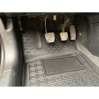 Коврик в салон водительский для Opel Vectra B ( 1996 - 2002 ) полиуретан ( Avto-Gumm )