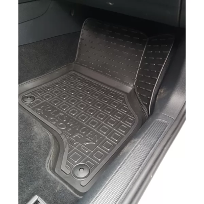 Коврики в салон, водительский + пассажир для Volkswagen e-Golf 7 ( 2012 - ) (электро) полиуретан ( AVTO-Gumm )