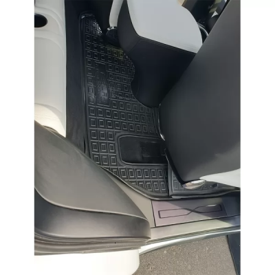 Коврики в салон, водительский + пассажир для Tesla Model X (7мест) полиуретан ( AVTO-Gumm )