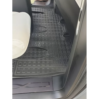 Коврики в салон, водительский + пассажир для Tesla Model X (7мест) полиуретан ( AVTO-Gumm )