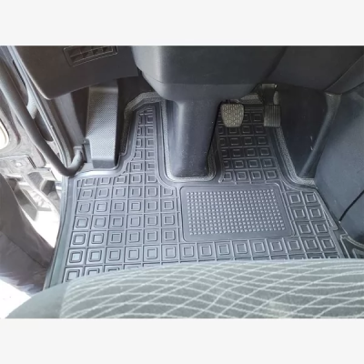 Коврики в салон, комплект для авто Mersedes Actros1 (2011-2018) (плоский пол)  полиуретан ( AVTO-Gumm )