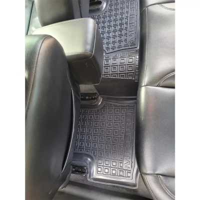 Коврики в салон, комплект для авто Chevrolet Malibu 8 (2012-2015) полиуретан ( AVTO-Gumm )