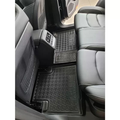 Коврики в салон, водитель для авто Geely Atlas Pro полиуретан ( AVTO-Gumm )