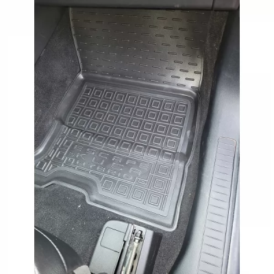 Коврики в салон для авто Ford Escape/Kuga Hybrid (2020) MOD  полиуретан ( AVTO-Gumm )