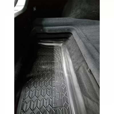 Килимок у багажник для авто Tesla Model 3, задній, пластиковий (AVTO-Gumm) Килимок у багажник для авто Tesla Model 3, задній, пластиковий (AVTO-Gumm)