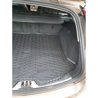Коврик в багажник для авто Volvo V60 (2013>) пластик ( AVTO-Gumm ) Коврик в багажник для авто Volvo V60 (2013>) пластик ( AVTO-Gumm )