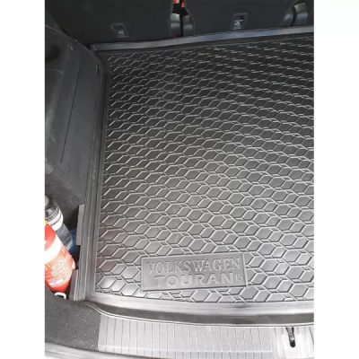 Коврик в багажник для авто Volkswagen Touran (2015>) (7мест) пластик ( AVTO-Gumm )