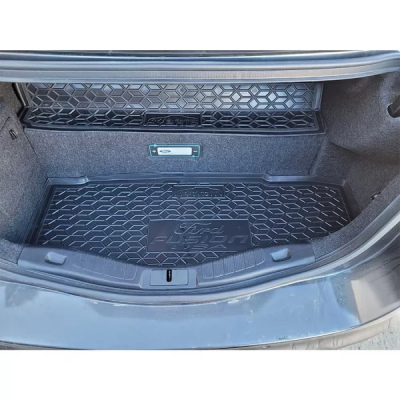 Килимок у багажник для авто Ford Fusion plug-in hybrid (2017) (USA), з 2-х частин, пластиковий (AVTO-Gumm)