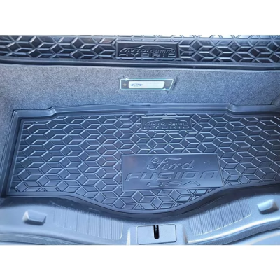 Килимок у багажник для авто Ford Fusion plug-in hybrid (2017) (USA), з 2-х частин, пластиковий (AVTO-Gumm)