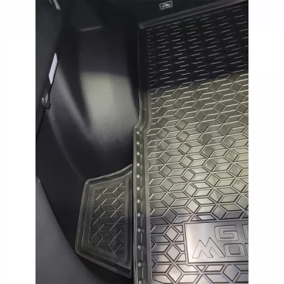 Килим багажника для авто Geely Monjaro верхняя полка пластик ( AVTO-Gumm ) Килим багажника для авто Geely Monjaro верхняя полка пластик ( AVTO-Gumm )