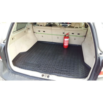 Коврик в багажник для Volvo XC70 ( 2007 - 2016 ) полиуретан ( AVTO-Gumm )