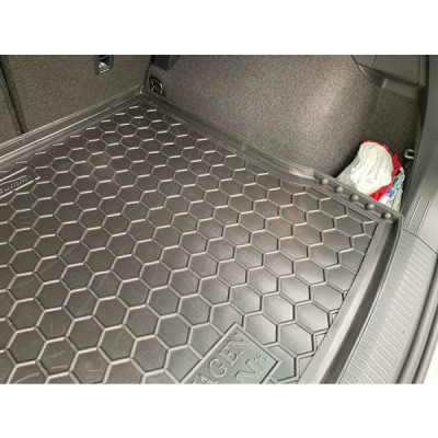 Коврик в багажник для Volkswagen Tiguan (2016 - ) пластик ( AVTO-Gumm )