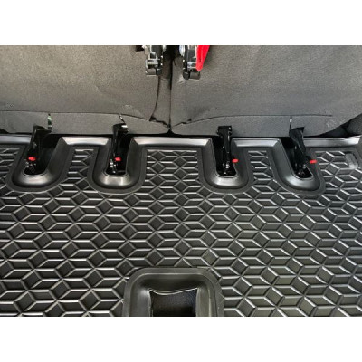 Коврик в багажник для авто Renault Lodgy ( 2018 - ) (раздельная сидушка) пластик ( AVTO-Gumm )